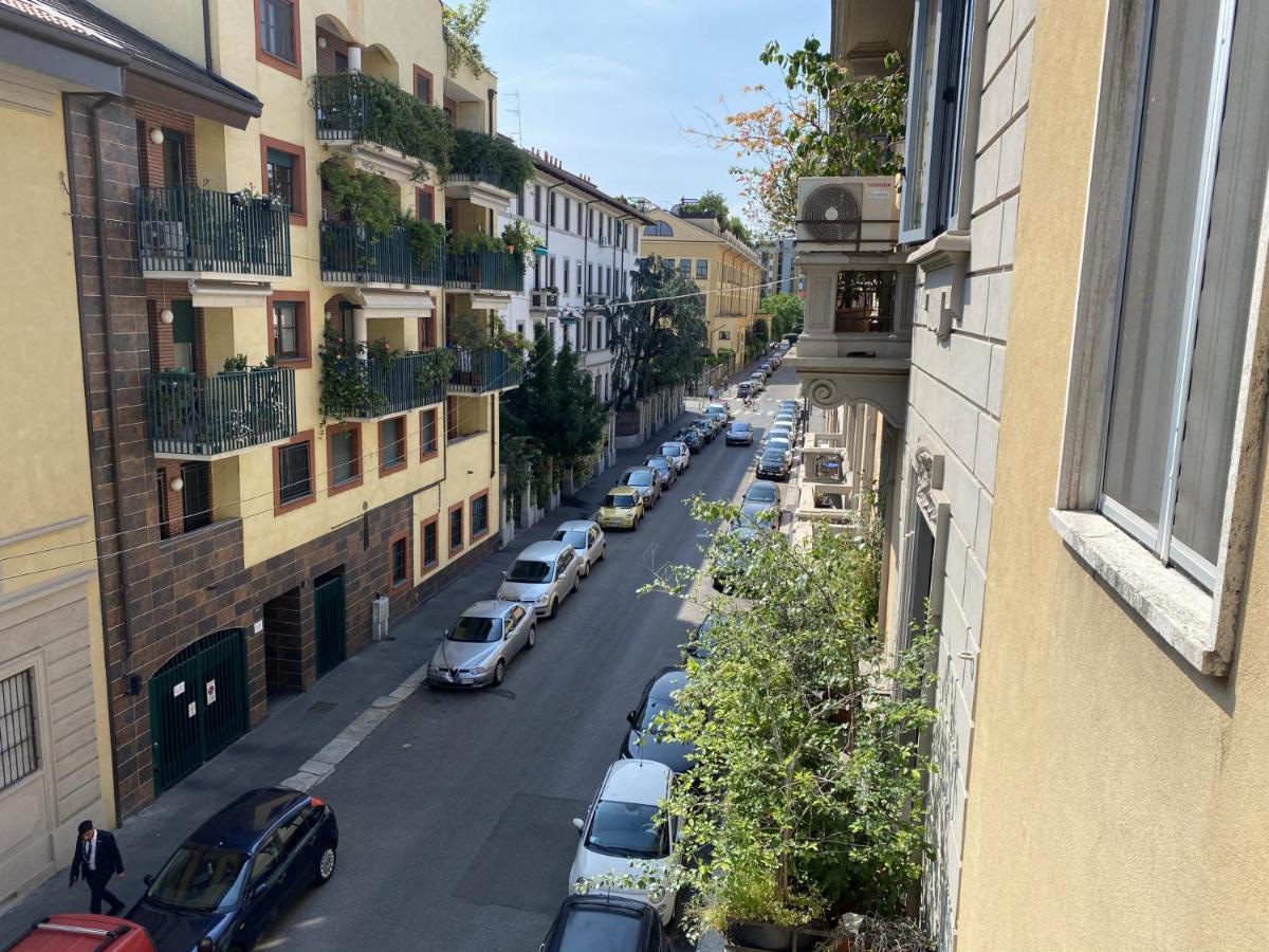 Bright & Spacious Apartment Near Navigli - Ponti Milan Luaran gambar